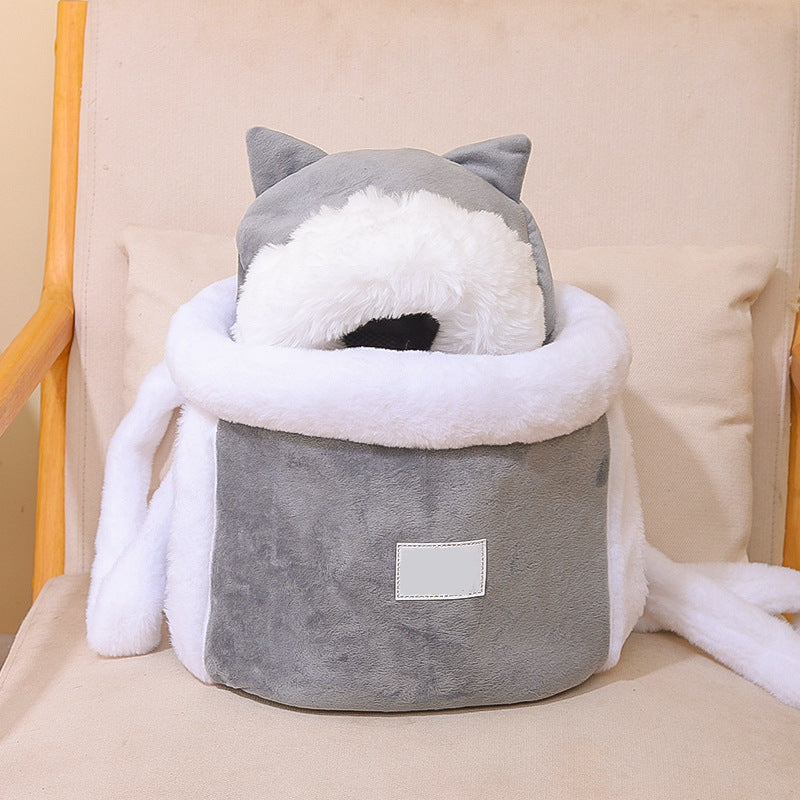 Elegant Cat Backpack for Indoor and Outdoor Use