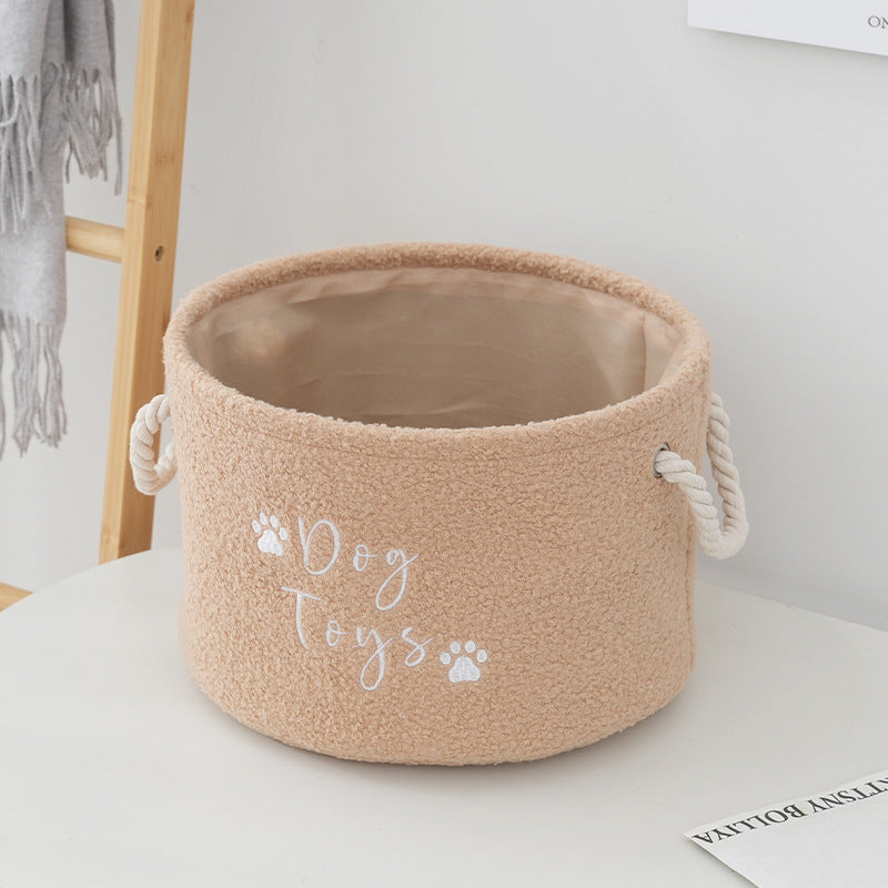Sundries Storage Baskets in Round and Square Designs for Organized Living