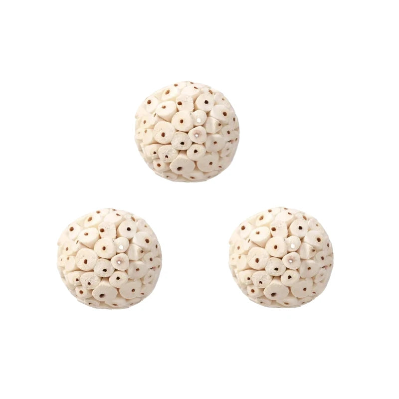 Parrot Chewing Toy Ball - Foraging Accessory for Small Parrots and Parakeets