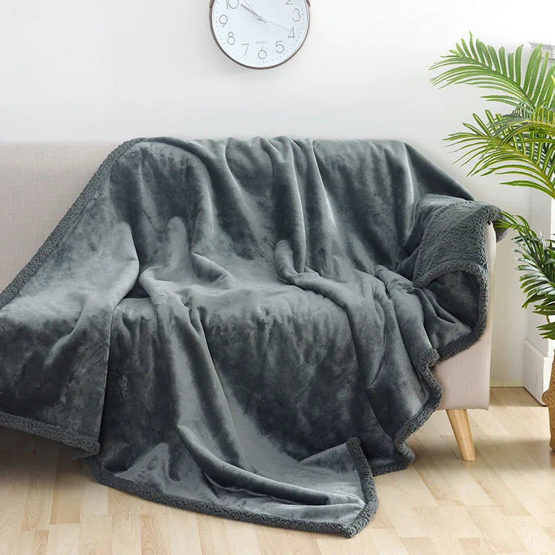Reversible Waterproof Pet Blanket - Liquid-Resistant Dog Cover for Sofa, Bed, and Couch with Sherpa Fleece Protection