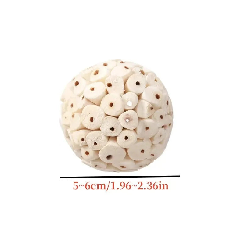 Parrot Chewing Toy Ball - Foraging Accessory for Small Parrots and Parakeets