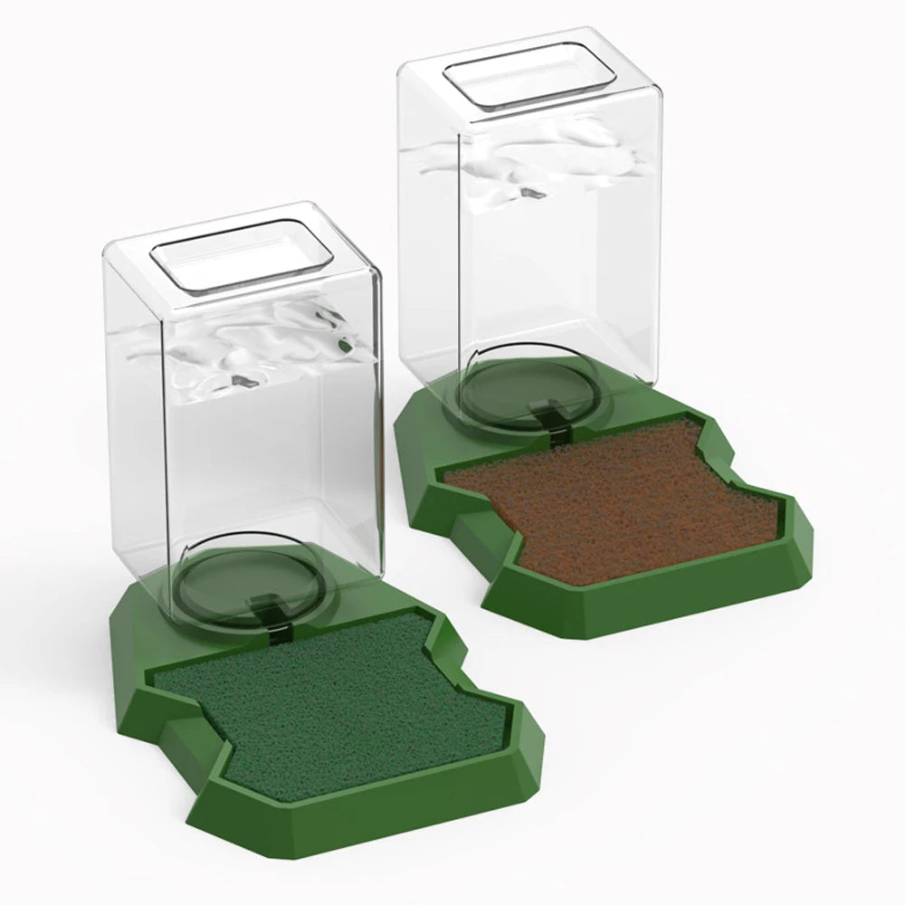 Automatic Reptile Feeder and Corner Water Bowl with Integrated Water Bottle for Small Pets, Including Turtles, Lizards, and Geckos